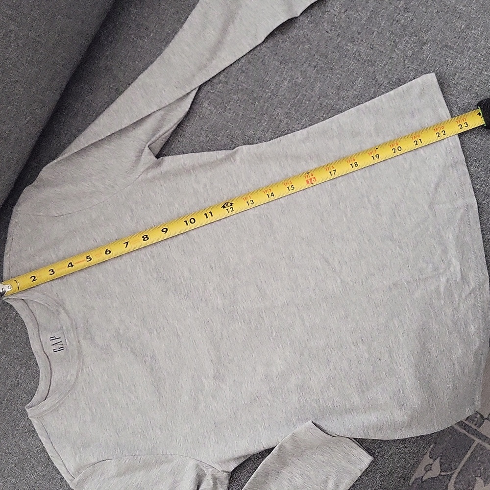 NWOT GAP Closeknit Women's Heather Gray Long Sleeve Tee - Picture 5 of 5
